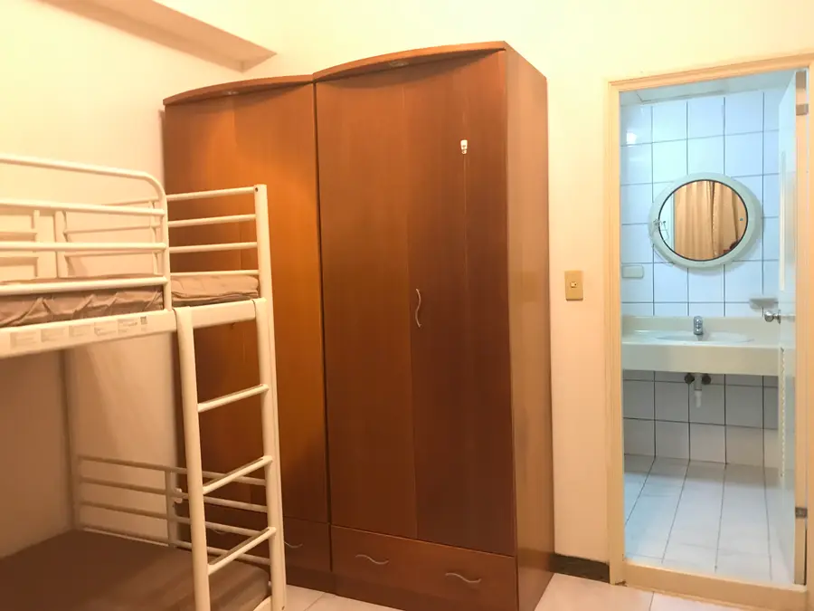 西子灣哨船街｜3房2廳家庭式