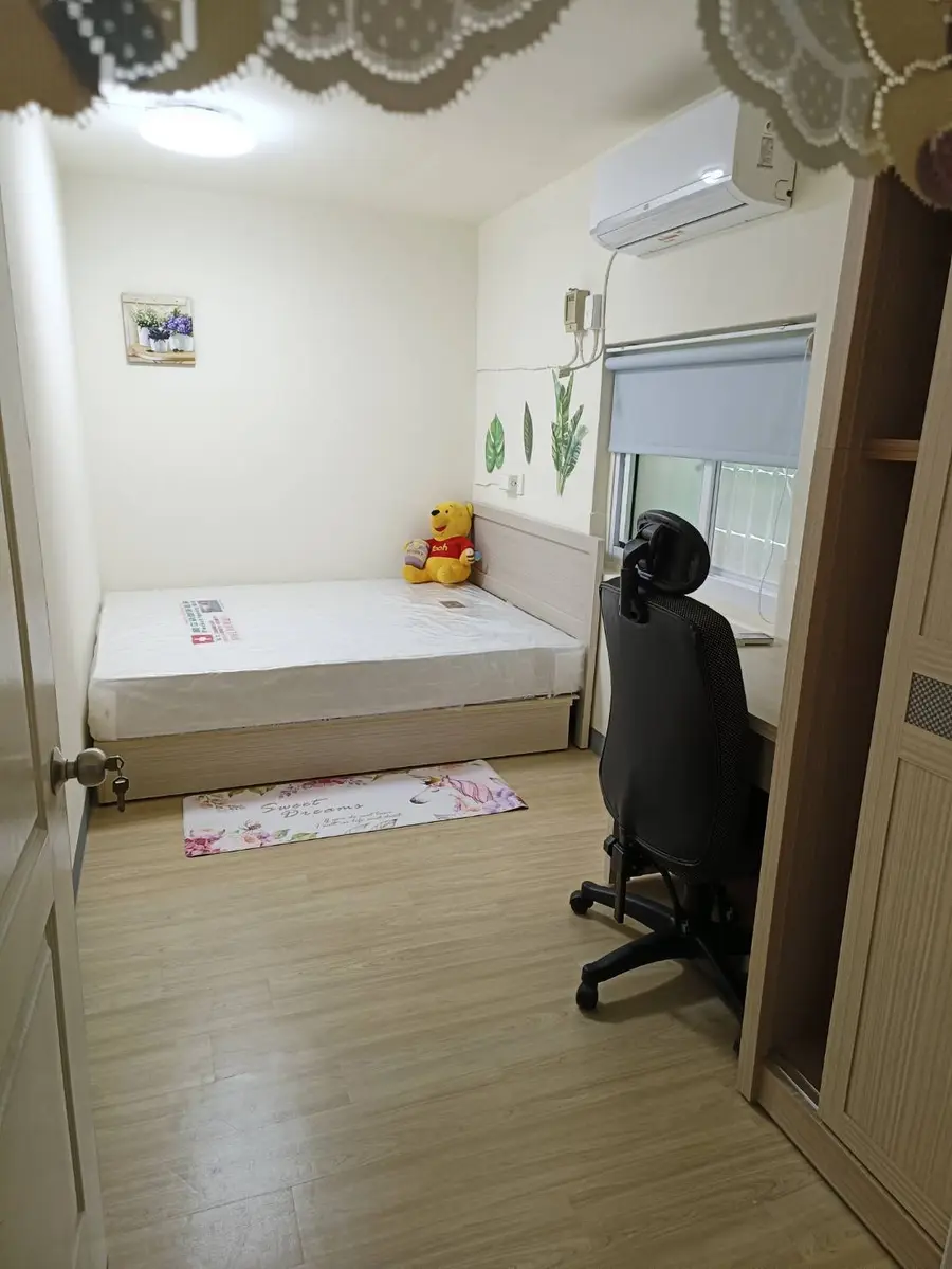 鹽埕建國四路｜可租補套房與雅房