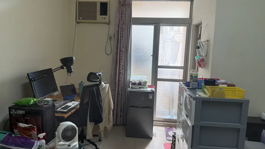 鹽埕埔捷運站旁套房可租補